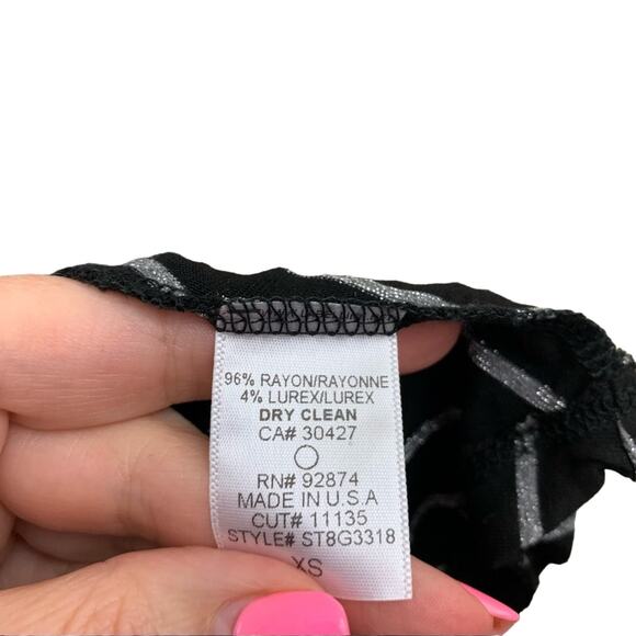 Splendid V-Neck Striped Sleeveless Trapeze Black/Silver Tank - Picture 2 of 4